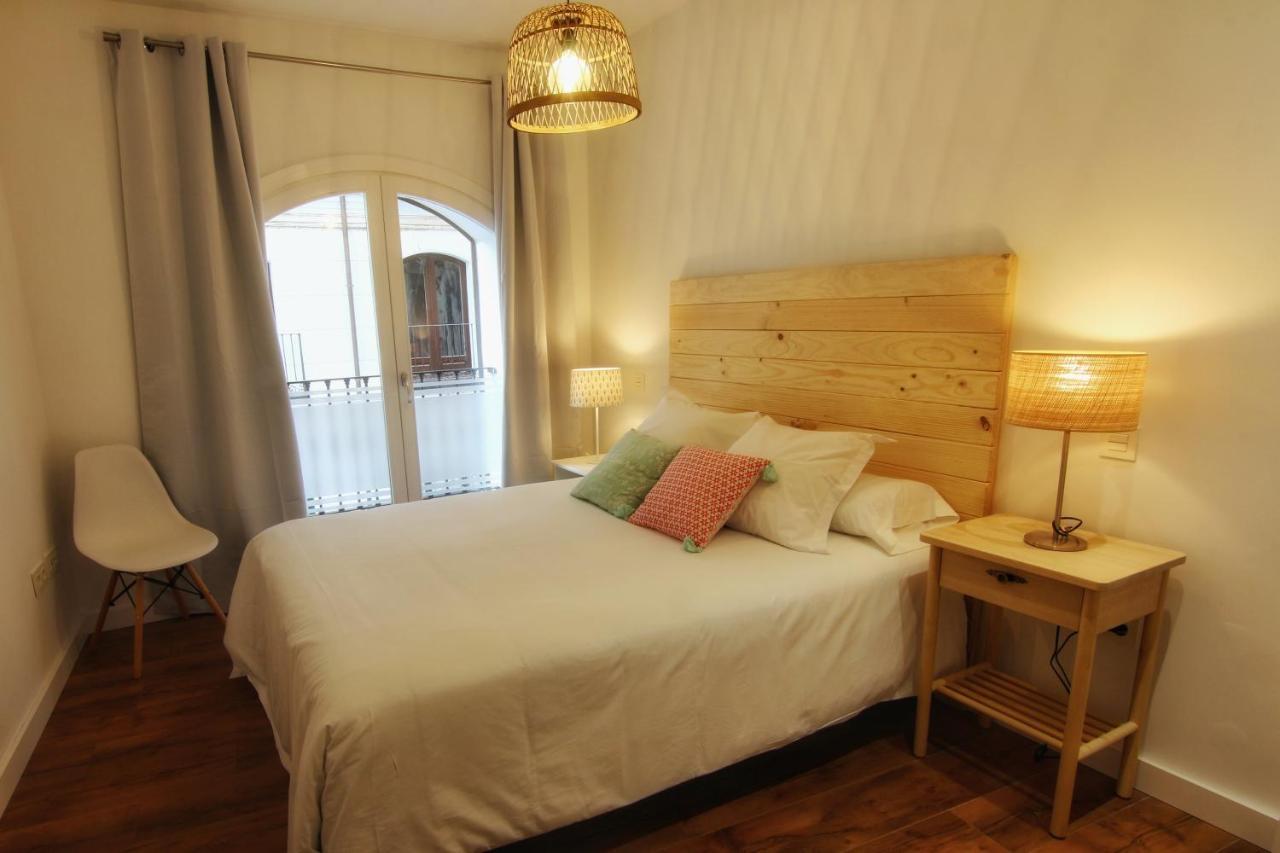 Apartamentos Almada Zaragoza Bagian luar foto