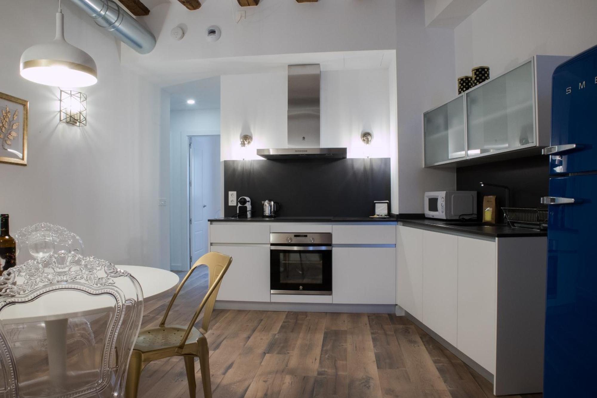 Apartamentos Almada Zaragoza Bagian luar foto