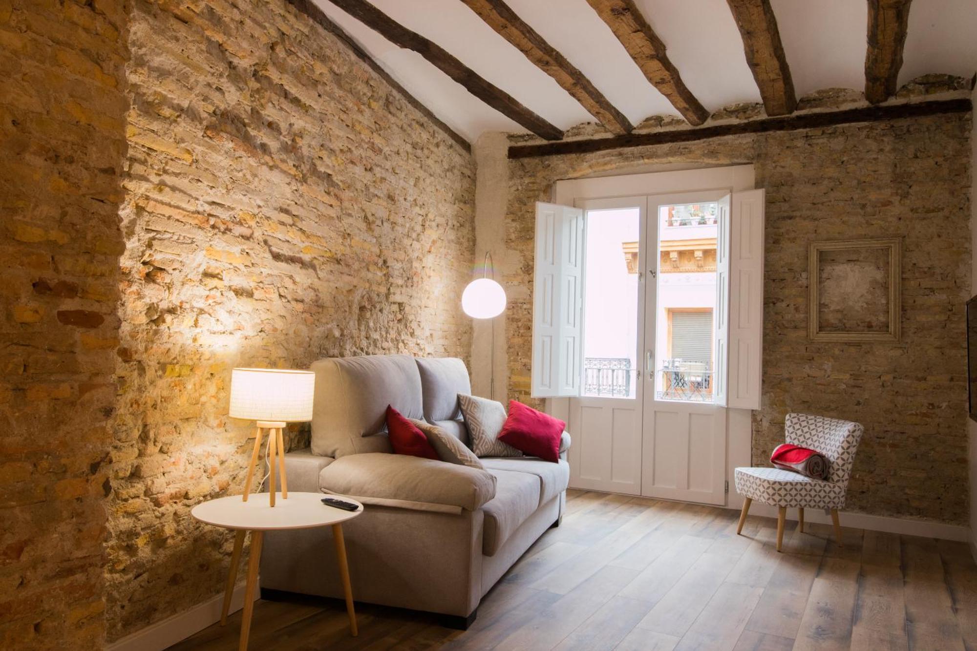 Apartamentos Almada Zaragoza Bagian luar foto