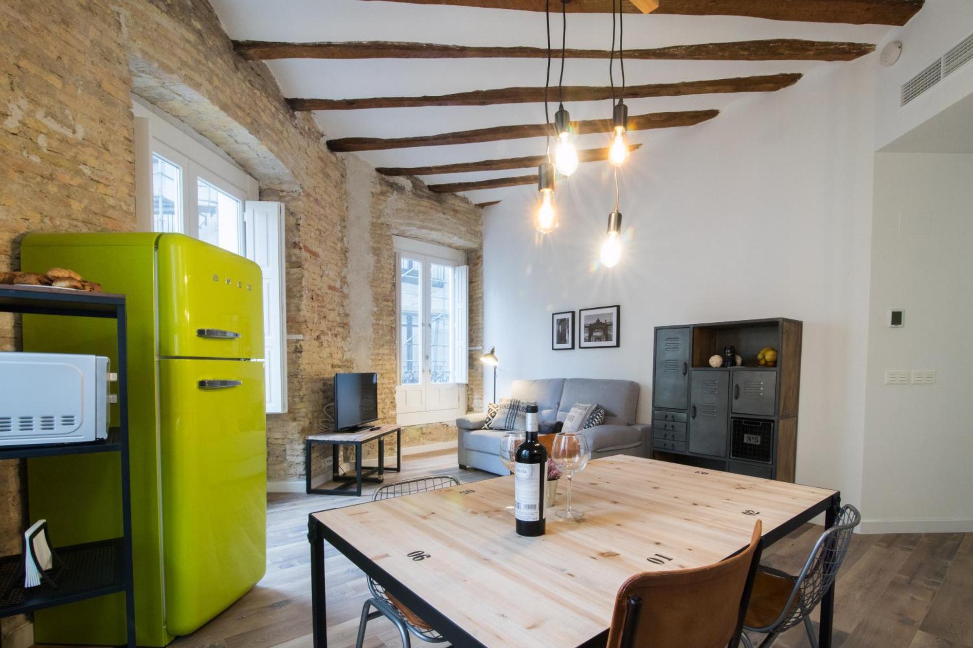 Apartamentos Almada Zaragoza Ruang foto