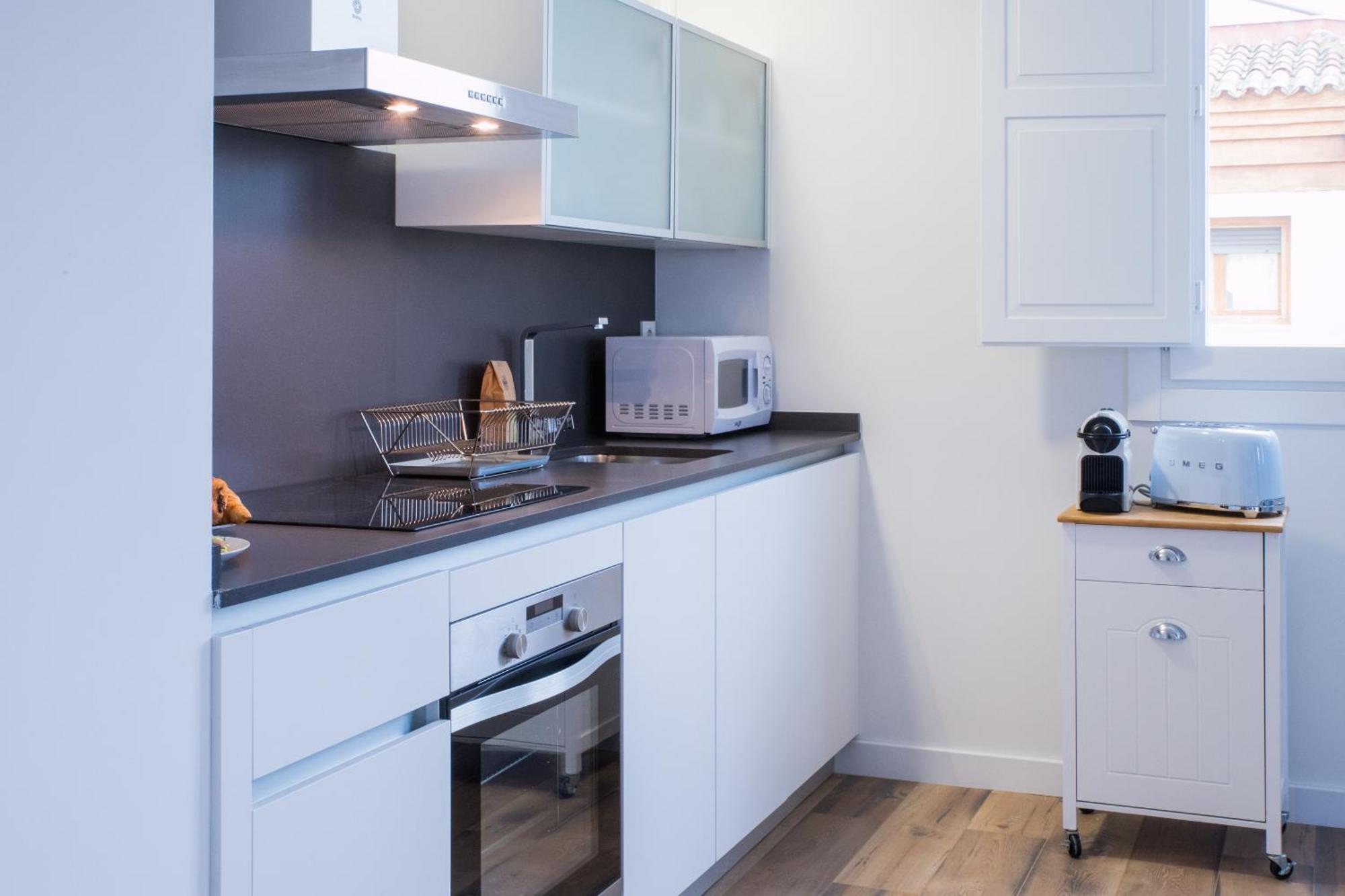 Apartamentos Almada Zaragoza Bagian luar foto