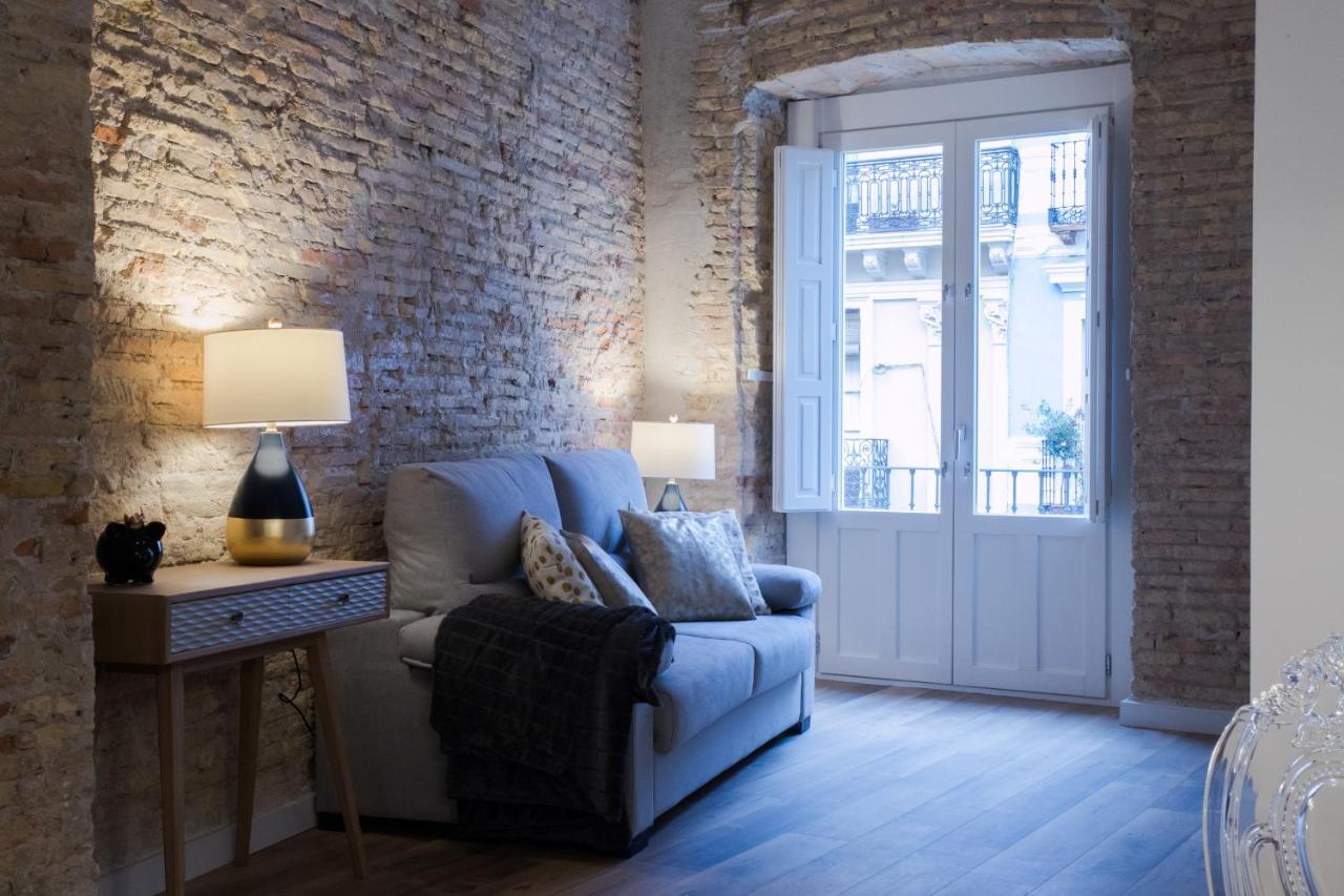Apartamentos Almada Zaragoza Bagian luar foto
